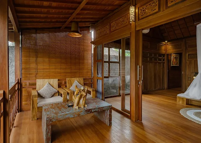 Ithaca * Ubud